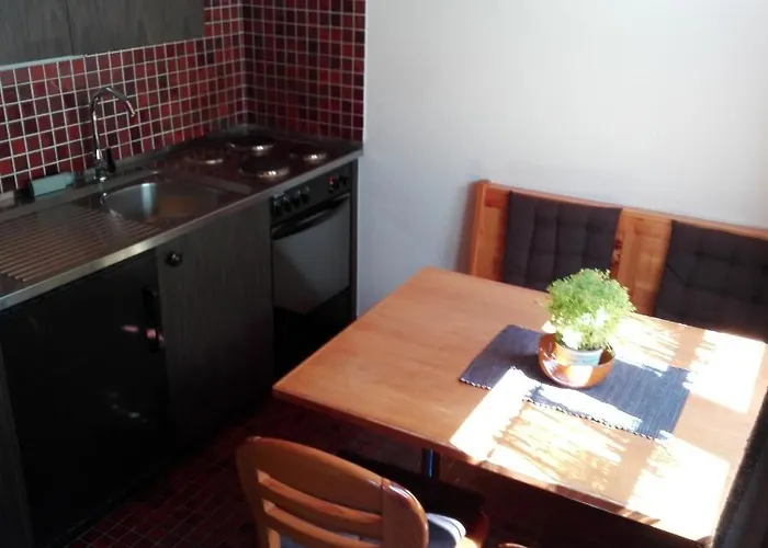 Chalet-schuemli Maisonette Ernen