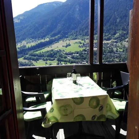 Chalet-schuemli Maisonette Ernen