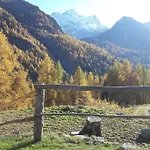 Chalet-schümli Maisonette * Ernen
