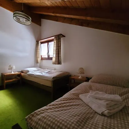 Chalet-schümli Maisonette Ernen