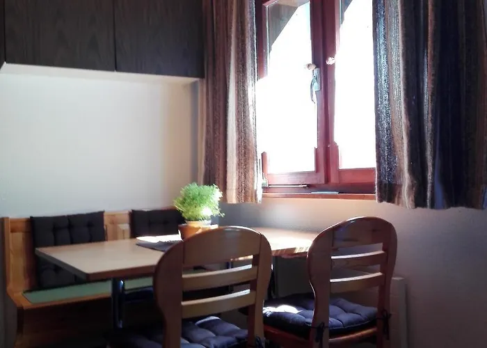 Chalet-schümli Maisonette * Ernen