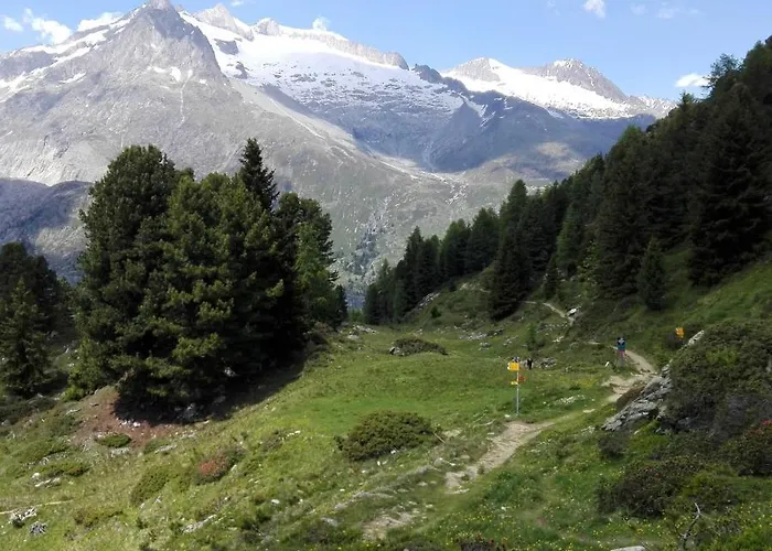 Chalet-schümli Maisonette * Ernen