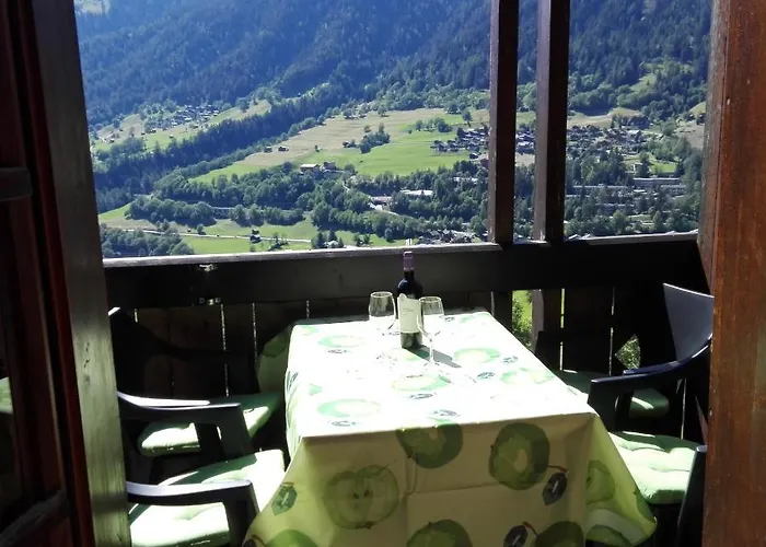 Chalet-schümli Maisonette Ernen