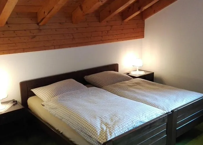 Chalet-schümli Maisonette * Ernen